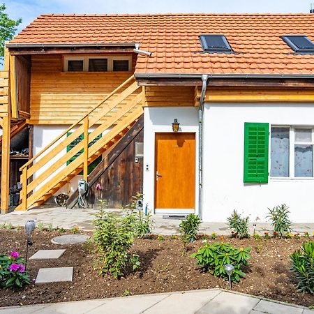 Gemuetliche Wohnung Mit Terasse Und Feuerstelle Lengnau Exteriér fotografie