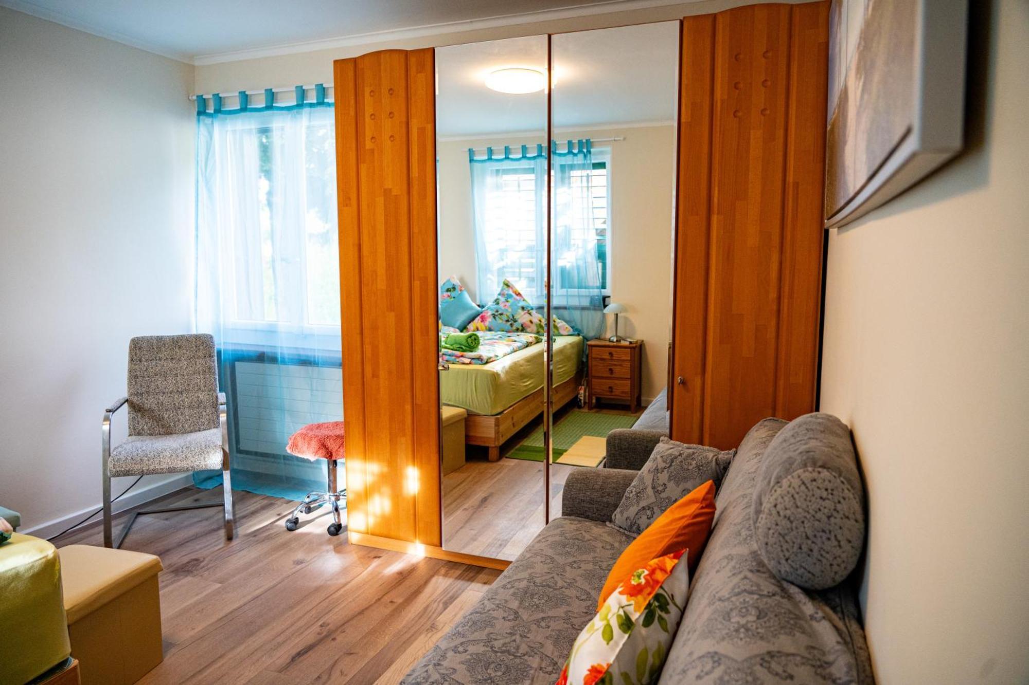 Gemuetliche Wohnung Mit Terasse Und Feuerstelle Lengnau Exteriér fotografie