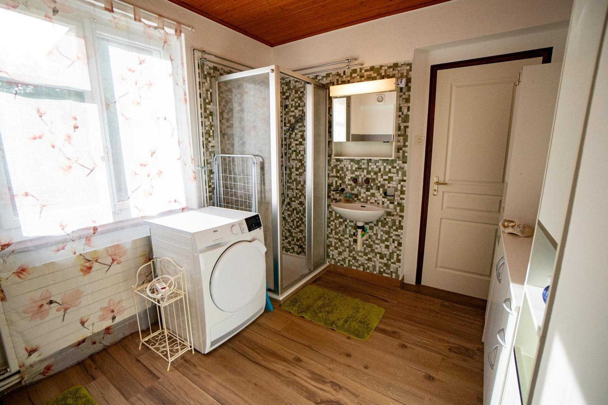 Gemuetliche Wohnung Mit Terasse Und Feuerstelle Lengnau Exteriér fotografie